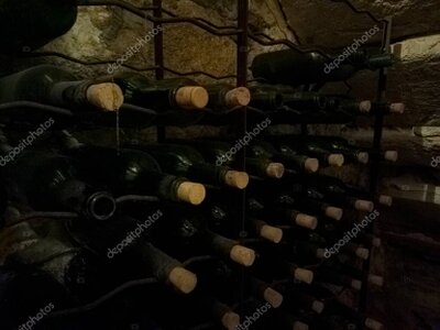 Local de stockage avant et après débarras et nettoyage